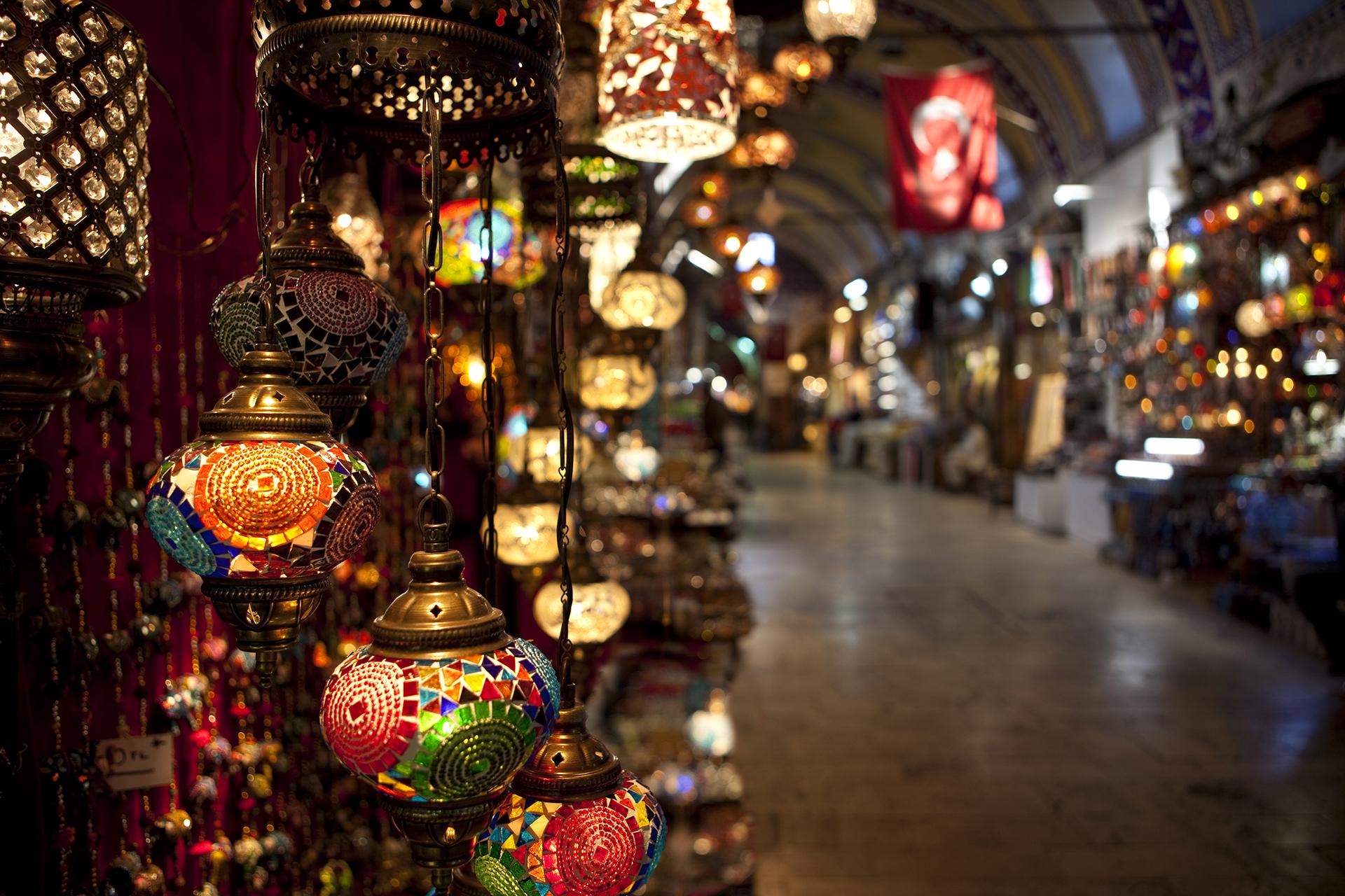 8 World Markets Perfect For Ultimate Holiday Shopping