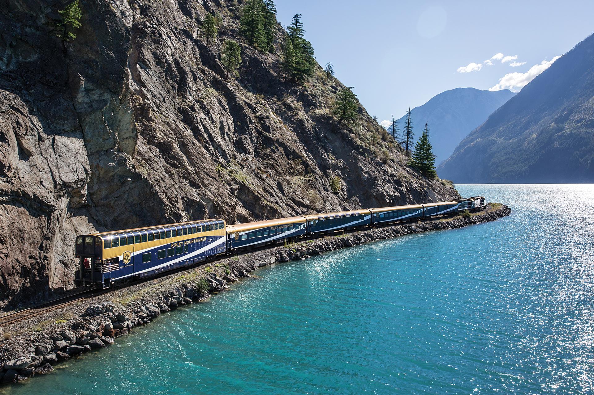 8 Spectacular Sights of Canada from a Train's-Eye View