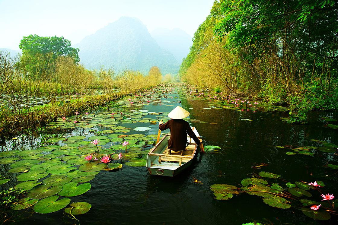 Paddle down rural canals with exclusive Vietnam tours
