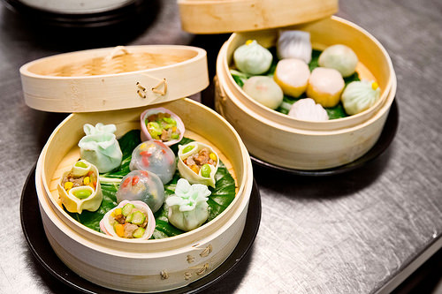 Steamed crystal lobster dumplings