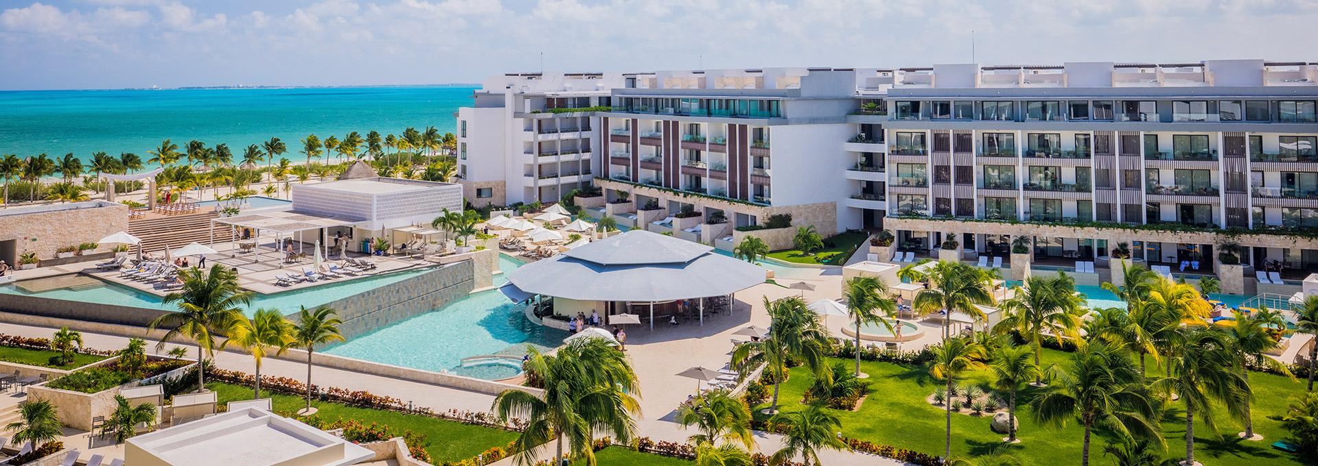 Majestic resort property