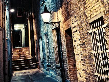 Spooky alley 