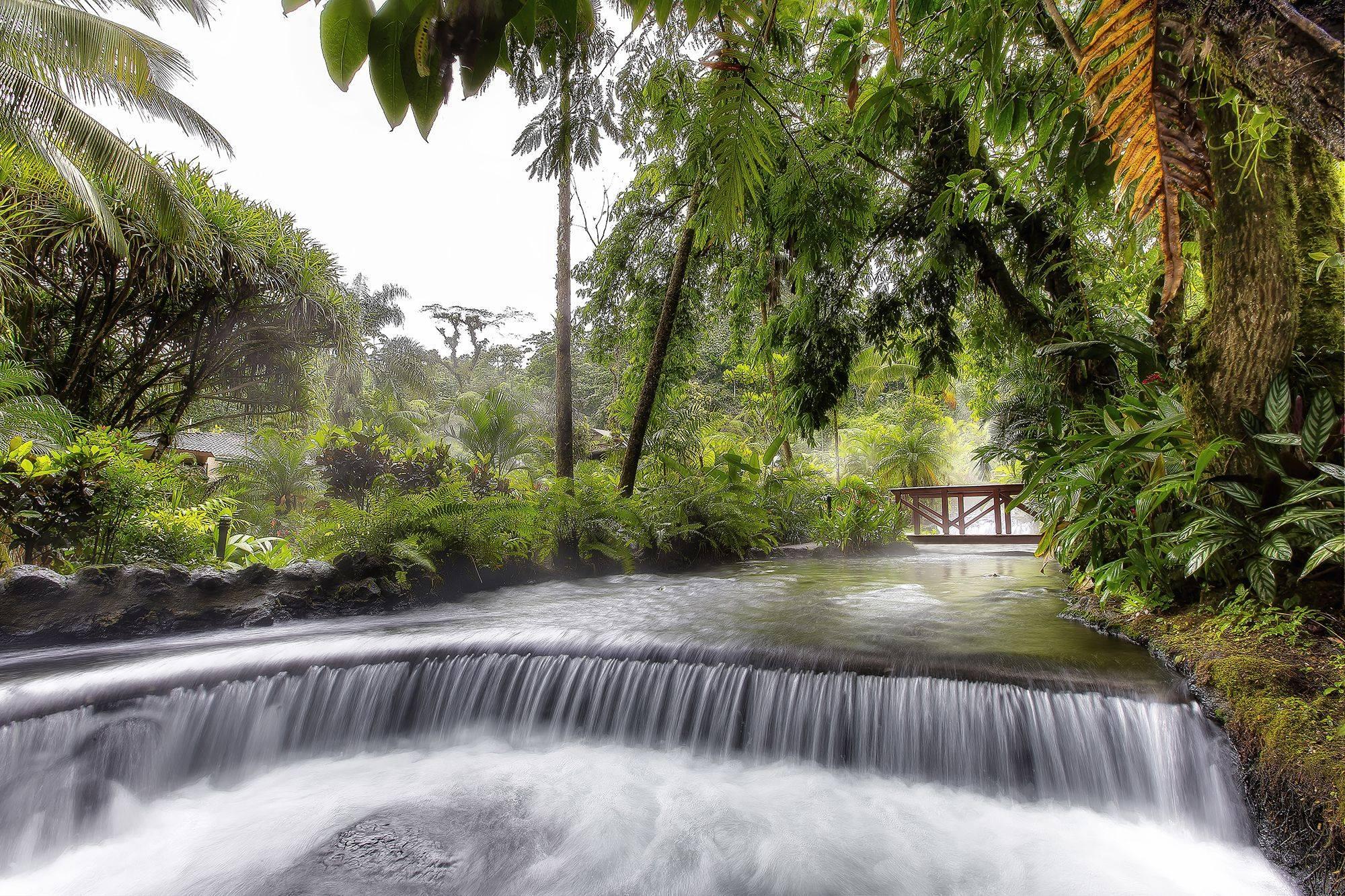 Costa Rica’s Volcanic Hot Springs: A Natural Spa Experience