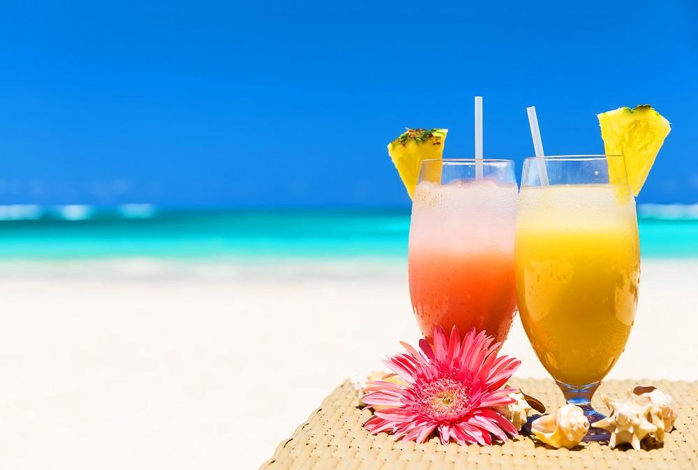 Tropical drinks in St. Kitts & Nevis