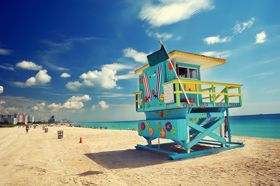 Sunny beach views in Miami