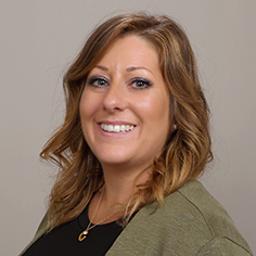 Sharon Pogar, travel agent