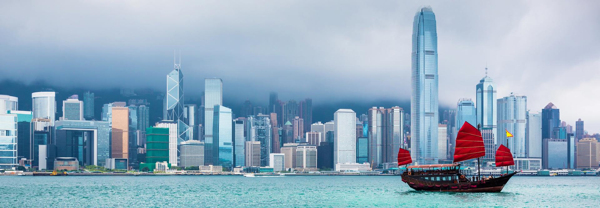 Victoria Harbour, Hong Kong