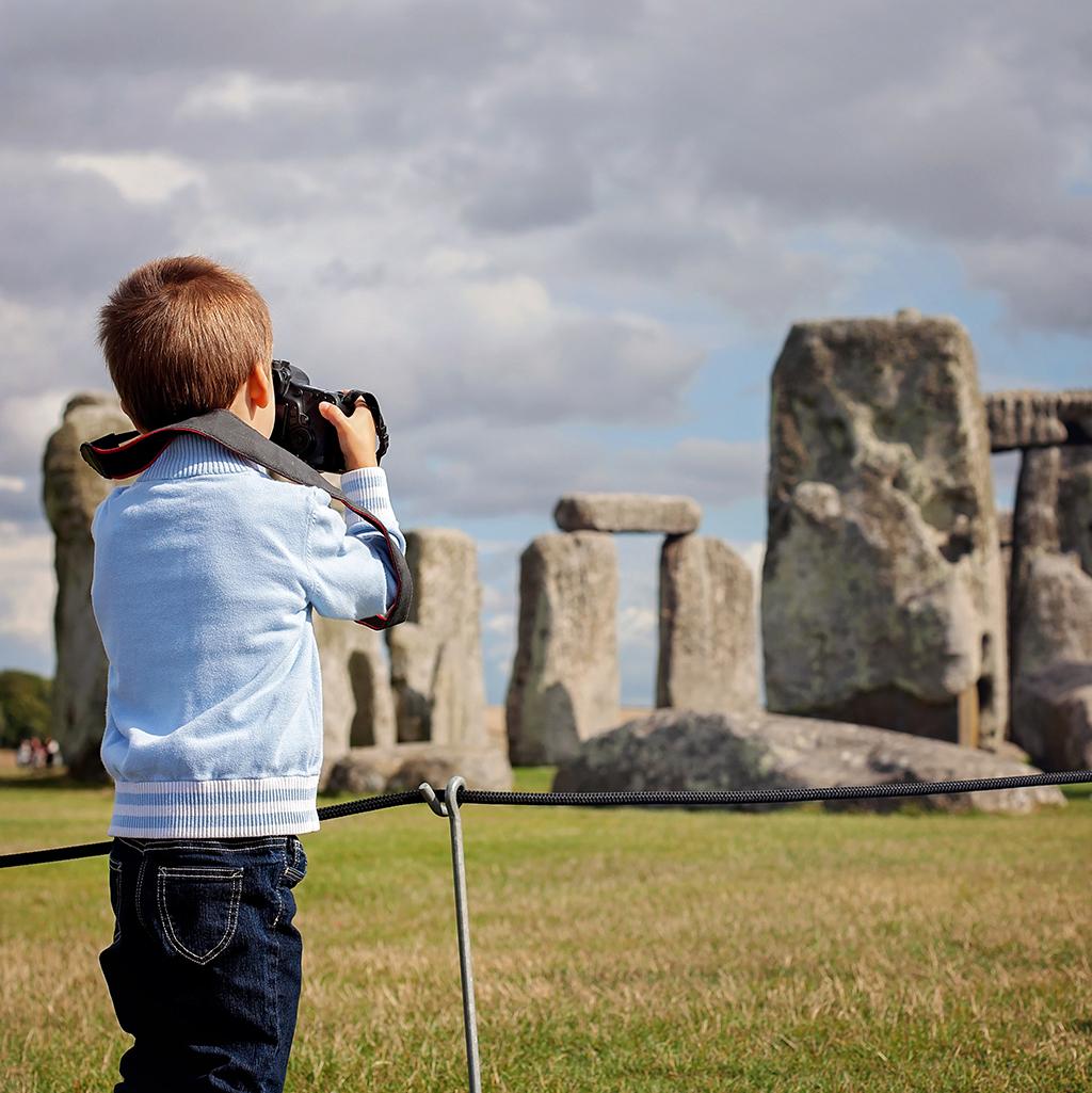 View of Stonehenge on an England vacation package