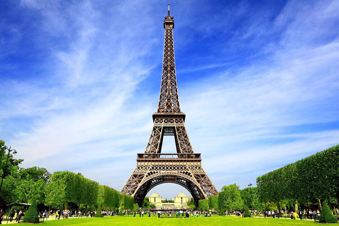 Discover must see attractions in Paris like the Eiffel Tower with France tours & excursions