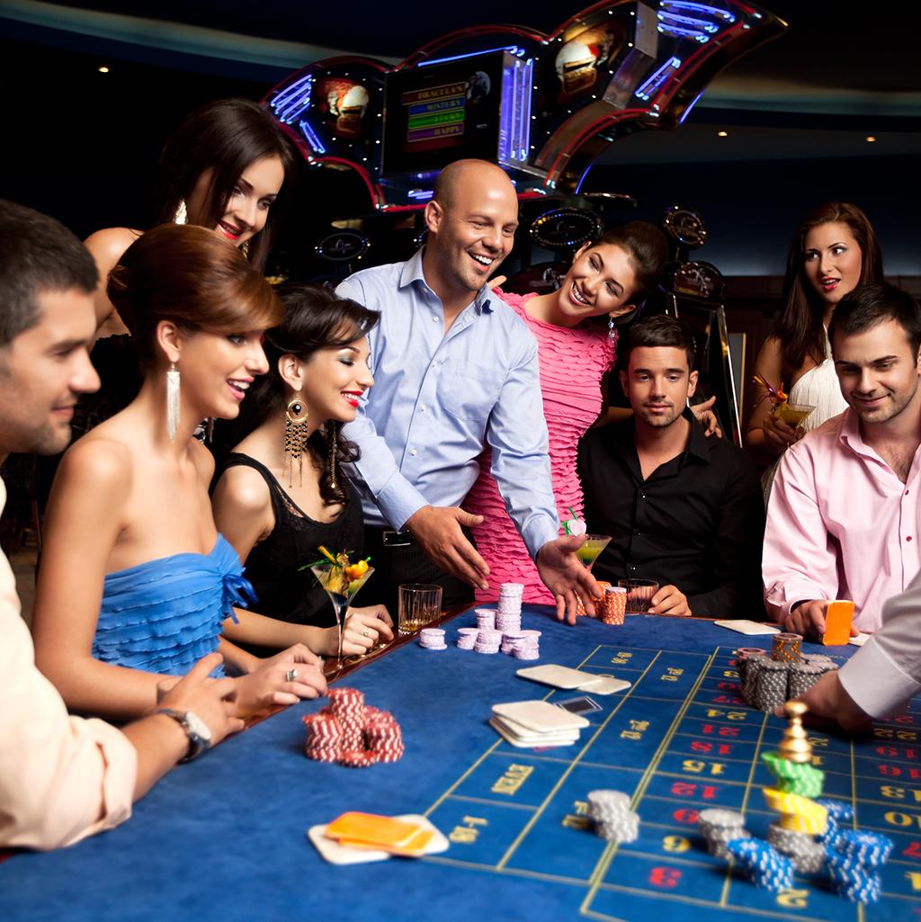 People gambling in Las Vegas Nevada