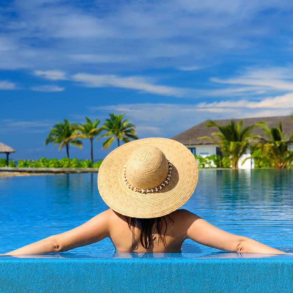 Seek your last minute paradise