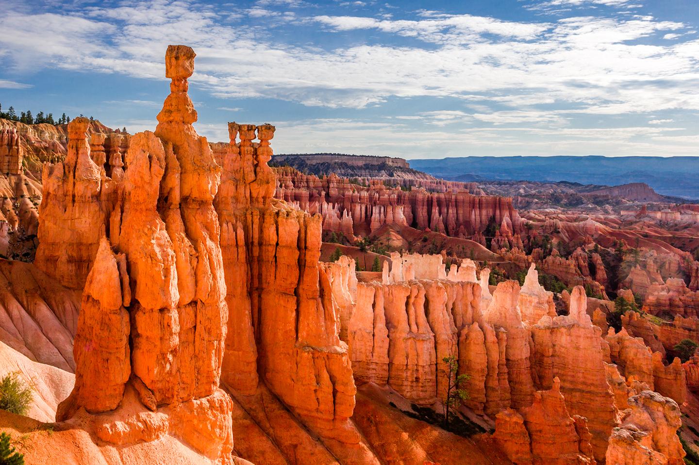 Visit iconic landmarks like Bryce Canyon with United States tours & excursions